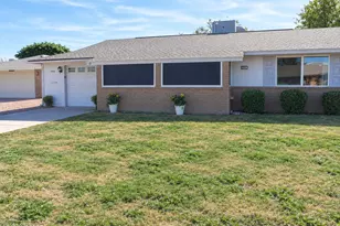 9909 W Newport Dr, Sun City, AZ 85351 - Photo 13