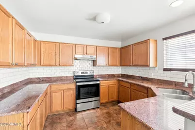 22593 W Solano Drive, Buckeye, AZ 85326 - Photo 5