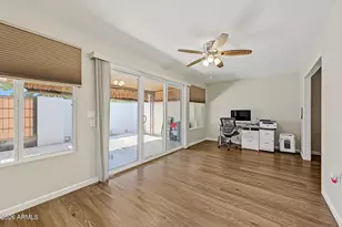9907 W Hawthorn Dr, Sun City, AZ 85351 - Photo 7