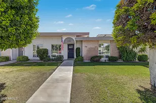 9907 W Hawthorn Dr, Sun City, AZ 85351 - Photo 1