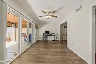 9907 W Hawthorn Drive, Sun City, AZ 85351 - Photo 9