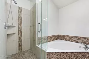 3538 E South Fork Dr, Phoenix, AZ 85044 - Photo 19