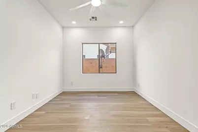 11835 W Daley Court, Sun City, AZ 85373 - Photo 23