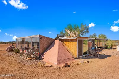 33639 W Carefree Highway, Wickenburg, AZ 85390 - Photo 71
