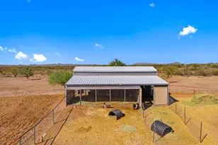 33639 W Carefree Hwy, Wickenburg, AZ 85390 - Photo 3