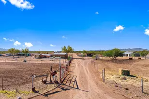 33639 W Carefree Hwy, Wickenburg, AZ 85390 - Photo 7