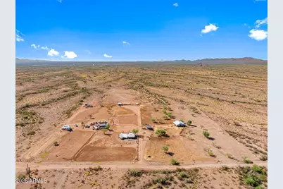 33639 W Carefree Highway, Wickenburg, AZ 85390 - Photo 57