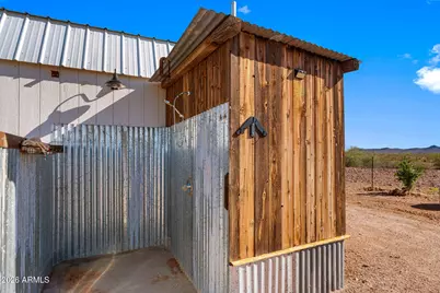 33639 W Carefree Highway, Wickenburg, AZ 85390 - Photo 23