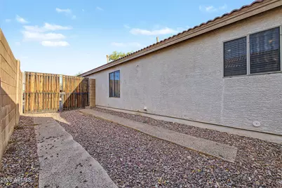 22462 N 107th Drive, Sun City, AZ 85373 - Photo 35