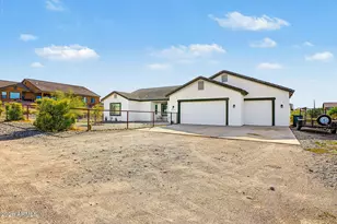 28344 N Blue Bird Rd, San Tan Valley, AZ 85144 - Photo 1