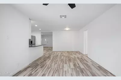 9221 N 37th Avenue, Phoenix, AZ 85051 - Photo 13