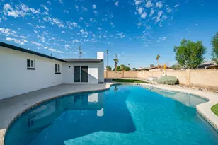 9221 N 37th Ave, Phoenix, AZ 85051 - Photo 27