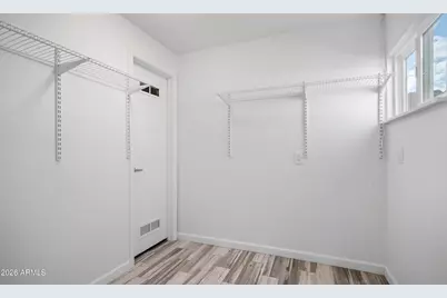 9221 N 37th Avenue, Phoenix, AZ 85051 - Photo 17