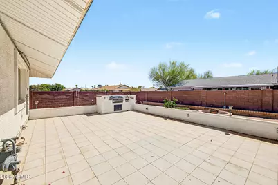 10319 W Cumberland Drive, Sun City, AZ 85351 - Photo 23