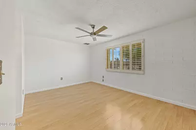 10319 W Cumberland Drive, Sun City, AZ 85351 - Photo 13