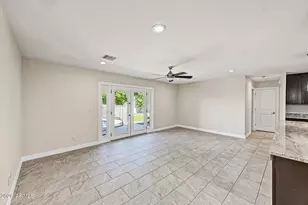 8714 E Clarendon Ave, Scottsdale, AZ 85251 - Photo 7