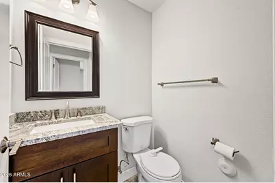 8714 E Clarendon Avenue, Scottsdale, AZ 85251 - Photo 15
