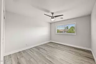 8714 E Clarendon Ave, Scottsdale, AZ 85251 - Photo 25
