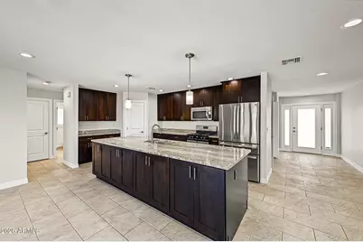 8714 E Clarendon Avenue, Scottsdale, AZ 85251 - Photo 11