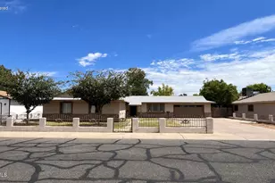 4325 N 63rd Dr, Phoenix, AZ 85033 - Photo 1