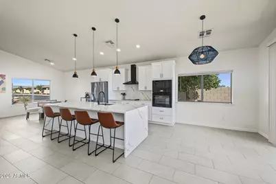 8109 W Nicolet Avenue, Glendale, AZ 85303 - Photo 9