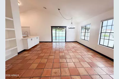 18654 N 45th Avenue, Glendale, AZ 85308 - Photo 3