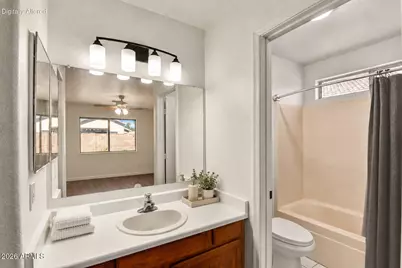 3226 W Abraham Lane, Phoenix, AZ 85027 - Photo 5