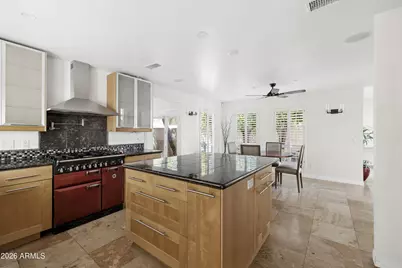 102 W Victoria Square, Phoenix, AZ 85013 - Photo 3