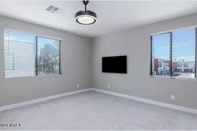 3805 E Monterey Way, Scottsdale, AZ 85251 - Photo 7