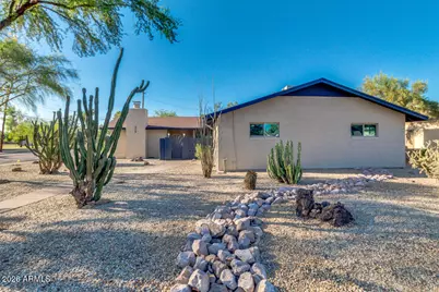 554 W 19th Street, Tempe, AZ 85281 - Photo 1