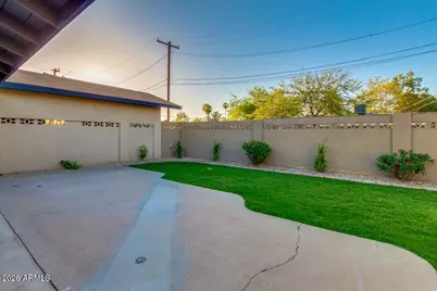 554 W 19th Street, Tempe, AZ 85281 - Photo 37