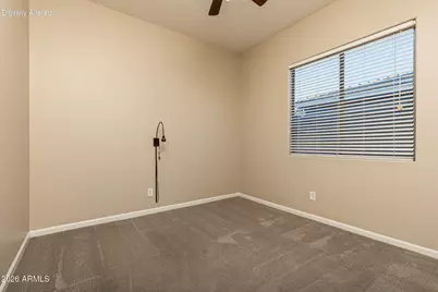 24212 N 24th Place, Phoenix, AZ 85024 - Photo 33