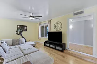 2427 E Del Rio Dr, Tempe, AZ 85282 - Photo 9