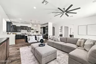 3715 E Adobe Dr, Phoenix, AZ 85050 - Photo 19