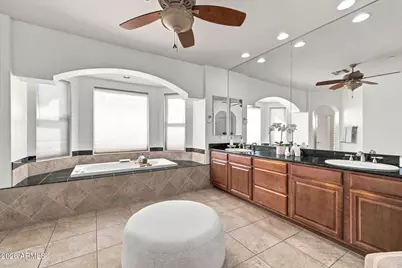 3715 E Adobe Drive, Phoenix, AZ 85050 - Photo 35