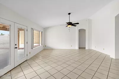 17520 N 84th Lane, Peoria, AZ 85382 - Photo 13