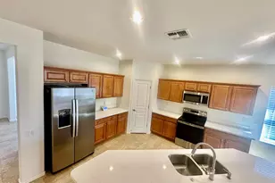 11709 W Sherman St, Avondale, AZ 85323 - Photo 3