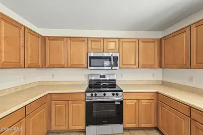 797 E Desert Holly Circle, San Tan Valley, AZ 85143 - Photo 3