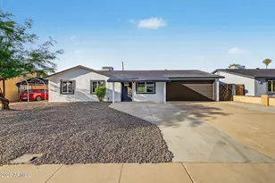 7142 W Westview Dr, Phoenix, AZ 85033 - Photo 1