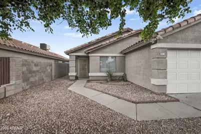 853 E Yuma Avenue, Apache Junction, AZ 85119 - Photo 5