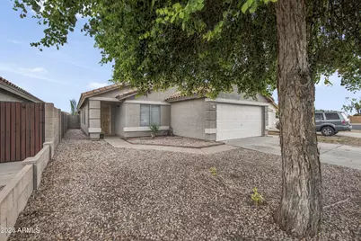 853 E Yuma Avenue, Apache Junction, AZ 85119 - Photo 3