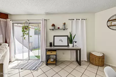 7018 S 41st Place, Phoenix, AZ 85042 - Photo 9