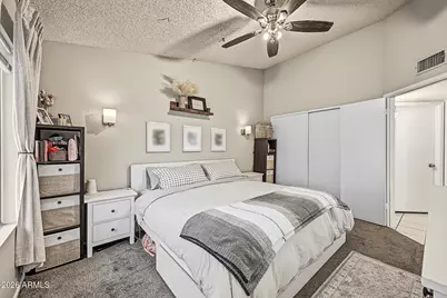 7018 S 41st Place, Phoenix, AZ 85042 - Photo 15