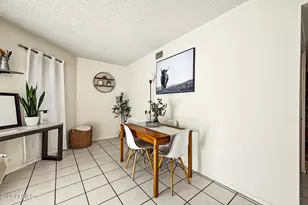 7018 S 41st Pl, Phoenix, AZ 85042 - Photo 7