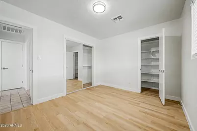 10845 N 15th Avenue, Phoenix, AZ 85029 - Photo 13