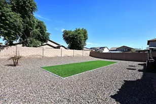 18614 W North Ln, Waddell, AZ 85355 - Photo 31