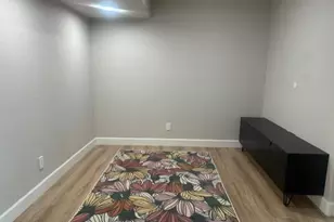 3757 E Kent Dr, Phoenix, AZ 85044 - Photo 31