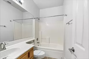 907 S Roanoke St, Gilbert, AZ 85296 - Photo 11