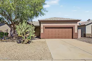 13592 W Ironwood St, Surprise, AZ 85374 - Photo 3