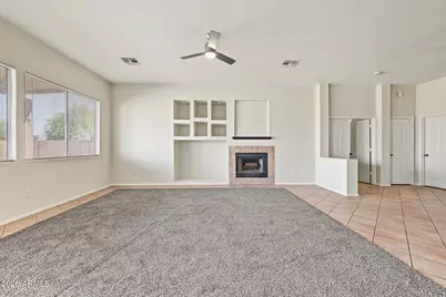 13592 W Ironwood Street, Surprise, AZ 85374 - Photo 7